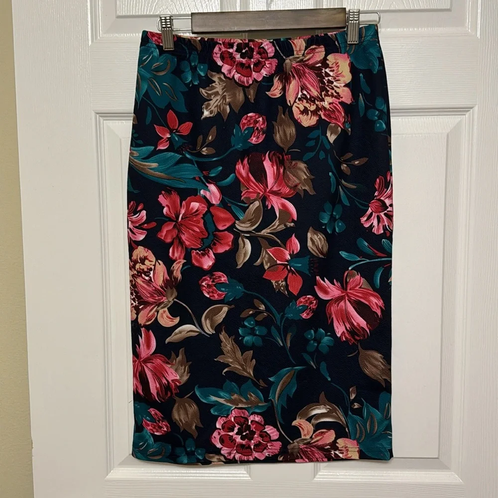 Floral pencil skirt